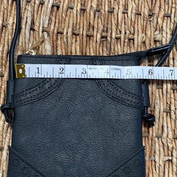 Black Crossbody Bag - Picture 5 of 8